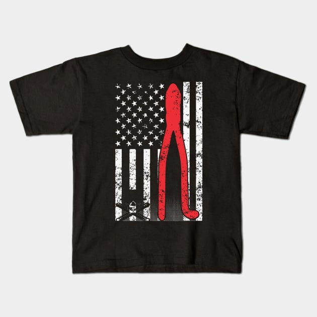American Rodbuster Flag Kids T-Shirt by QUYNH SOCIU